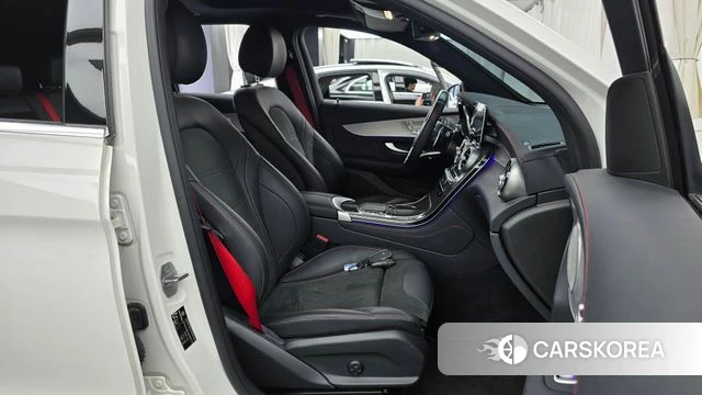 Mercedes-Benz GLC-Class X253 2021 Белый из Кореи, фото 2