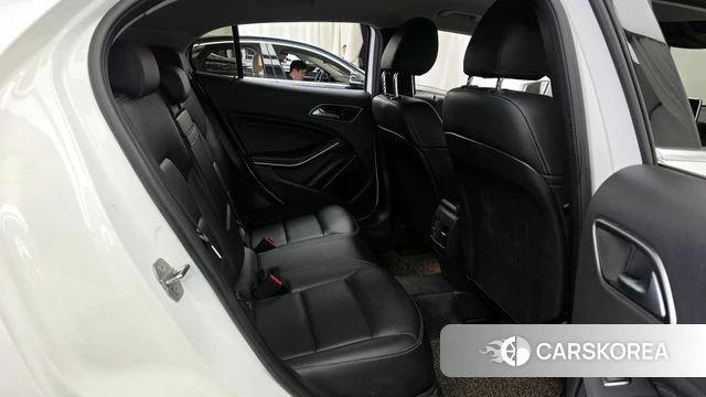 Mercedes-Benz GLA-Class X156 2018 Белый из Кореи, фото 2