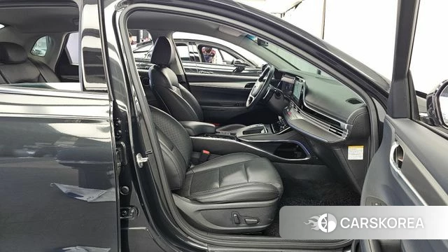 Hyundai The New Grandeur IG Hybrid 2022 Черный из Кореи, фото 2
