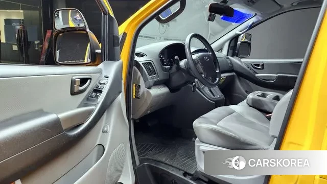 Hyundai The New Grand Starex 2019 Желтый из Кореи, фото 2