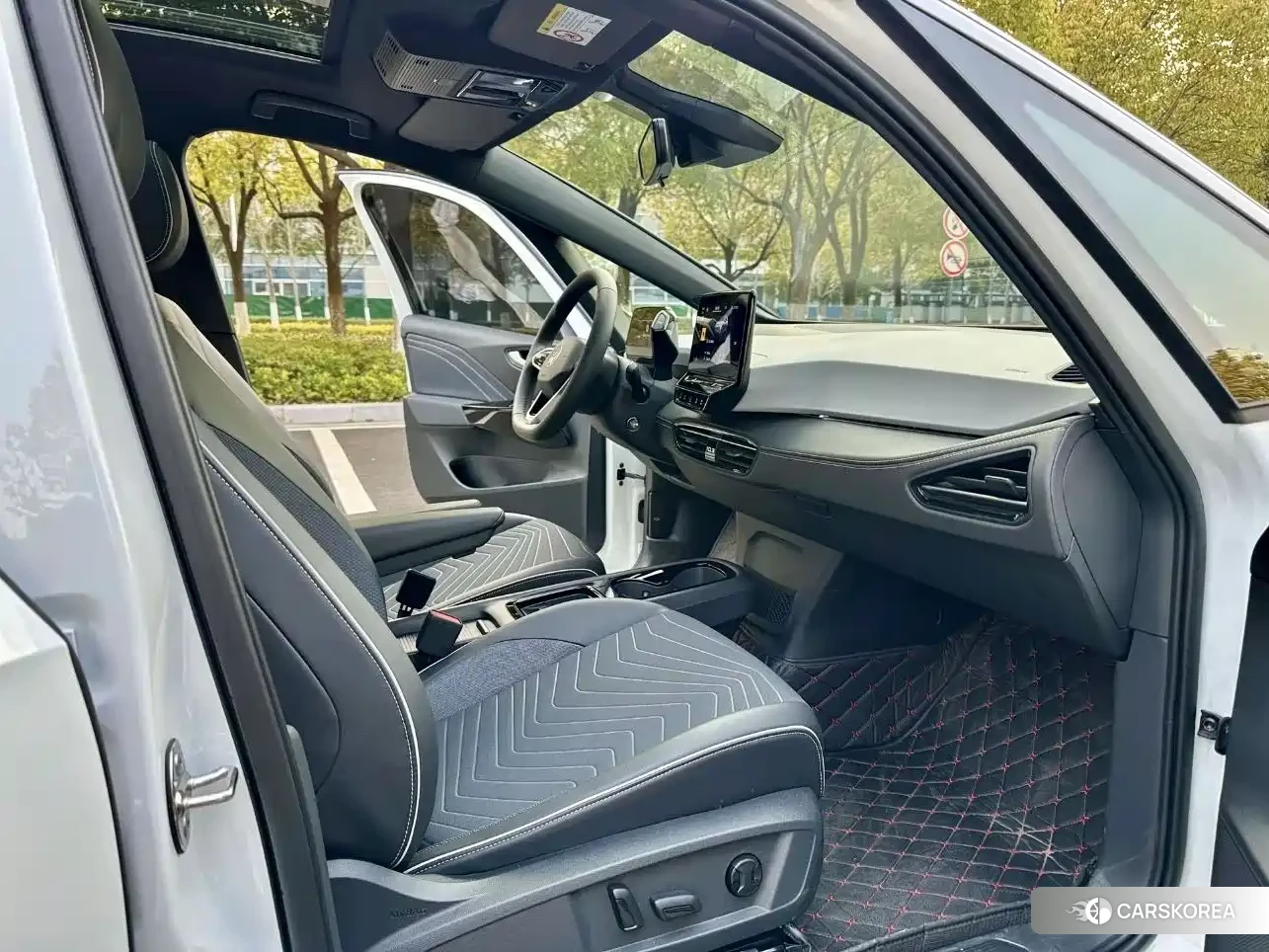 Volkswagen ID.3 2023 Белый из Китая, фото 2