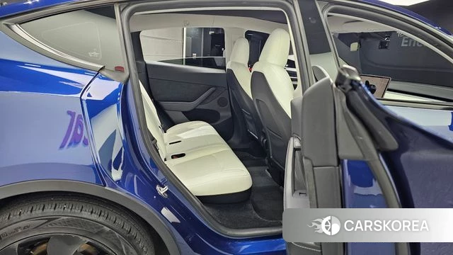 Tesla Model Y 2023 Синий из Кореи, фото 2
