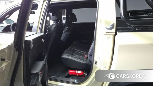 Ssangyong Musso Sports (Q250) 2025 Коричневый из Кореи, фото 2