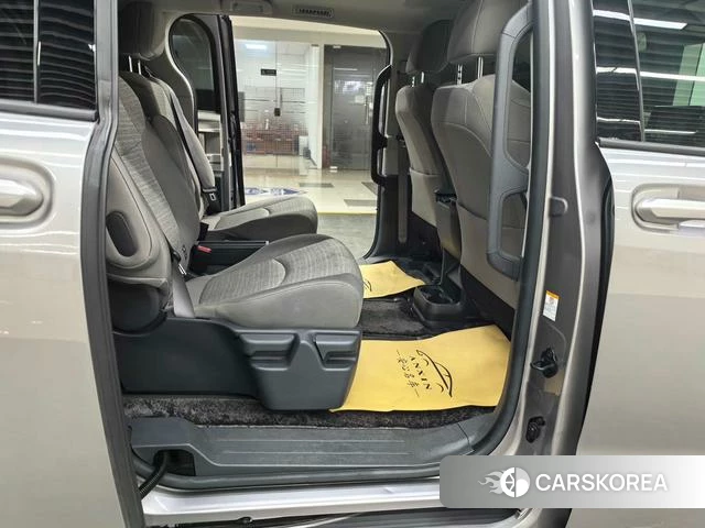 Toyota Saina 2022 Темно-серый из Китая, фото 2