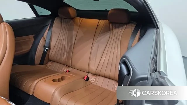 Mercedes-Benz E-Class W213 2018 Белый из Кореи, фото 2