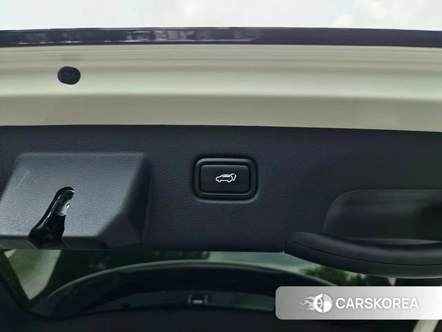 Kia Sportage 5th Generation 2024 Белый из Кореи, фото 2