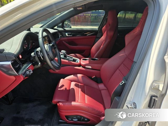 Porsche Panamera (971) 2022 Серебристо-серый из Кореи, фото 2