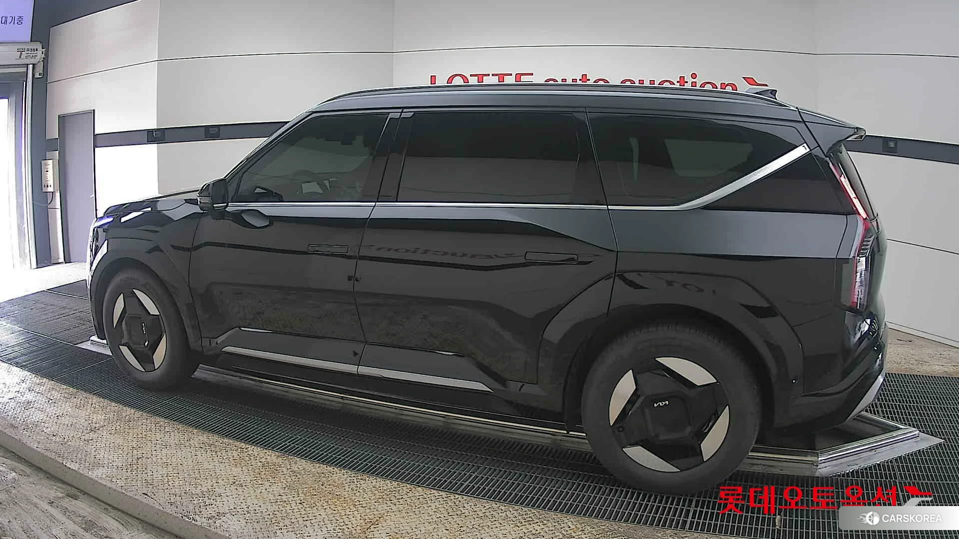 Kia EV9 2024 Aurora Black Pearl из Кореи, фото 2