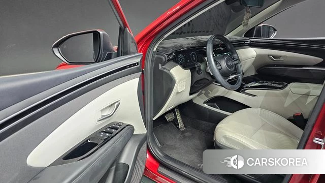 Hyundai Tucson (NX4) 2022 Красный из Кореи, фото 2