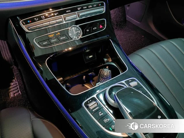 Mercedes-Benz E-Class W213 2020 Серебряный из Кореи, фото 2