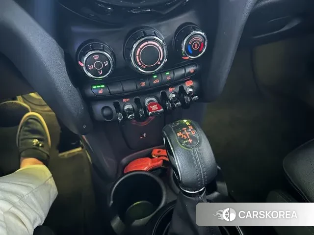 Mini Cooper S 2019 Красный из Кореи, фото 2