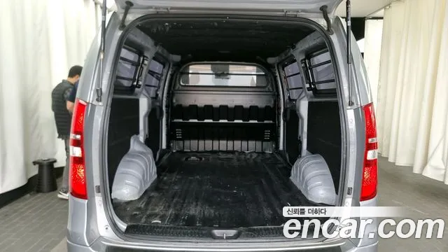 Hyundai The New Grand Starex 2019 Серебристо-серый из Кореи, фото 2