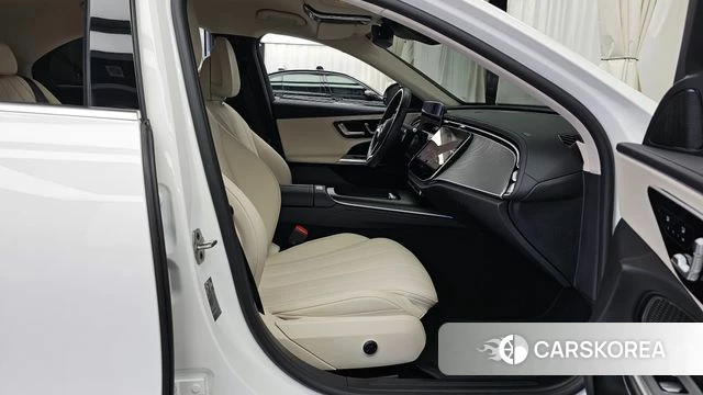 Mercedes-Benz E-Class W214 2024 Белый из Кореи, фото 2