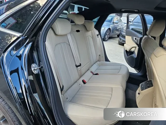 Audi A4 (B9) 2021 Черный из Кореи, фото 2