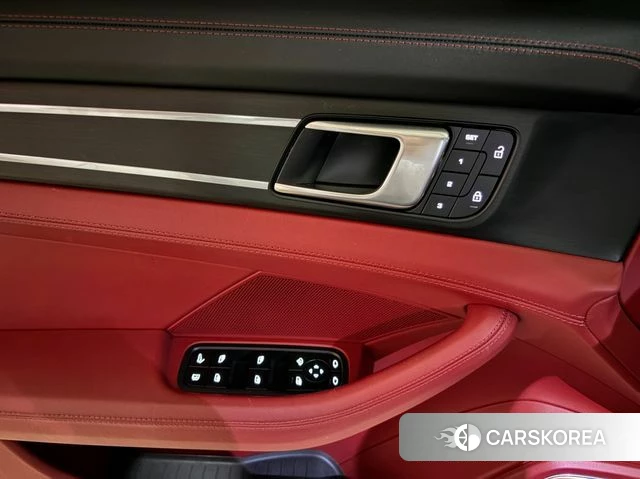 Porsche Panamera (971) 2023 Белый из Кореи, фото 2