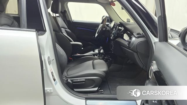 Mini Cooper 2023 Белый из Кореи, фото 2