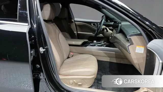 Kia K8 Hybrid 2021 Черный из Кореи, фото 2