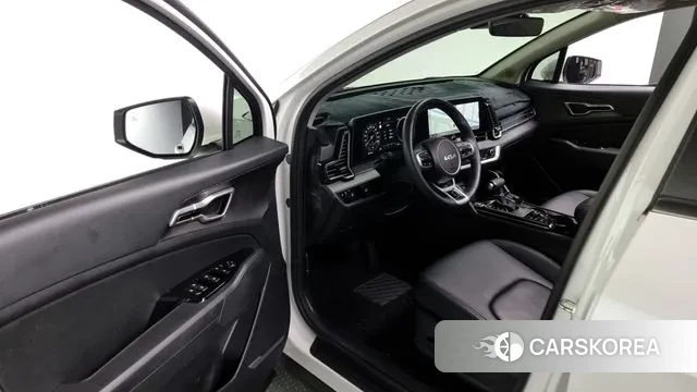 Kia Sportage 5th Generation 2023 Белый из Кореи, фото 2