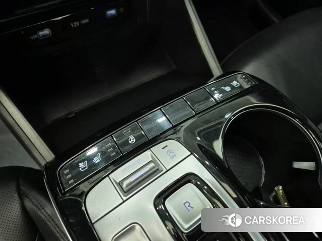 Hyundai Tucson (NX4) 2022 Серебристо-серый из Кореи, фото 2