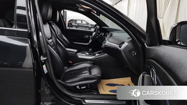 BMW 3 Series (G20) 2019 Черный из Кореи, фото 2