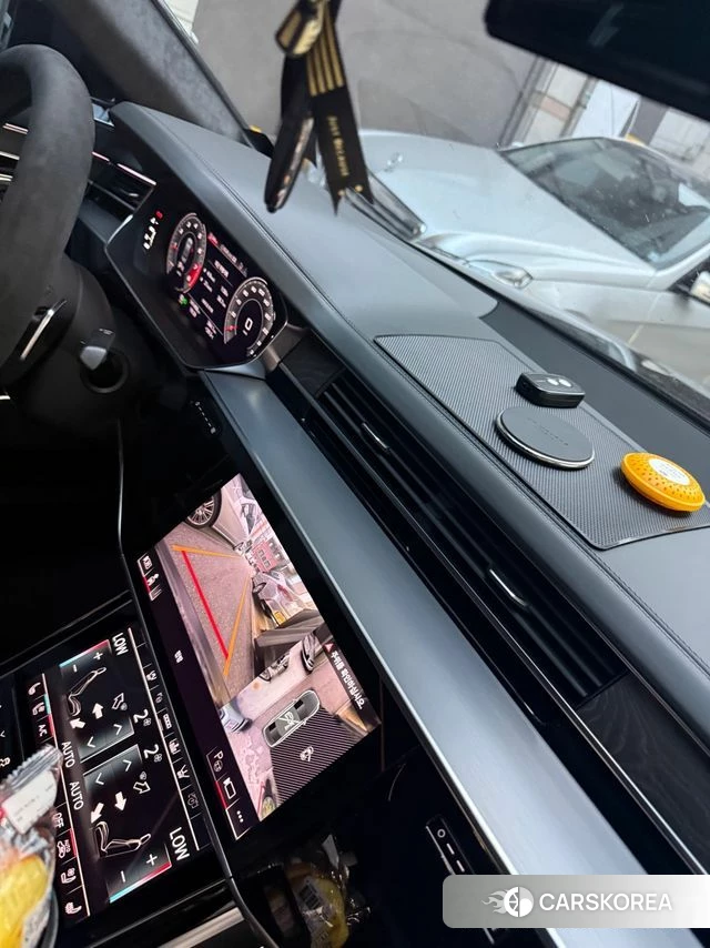 Audi A8 (D5) 2021 Черный из Кореи, фото 2