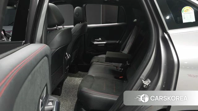 Mercedes-Benz GLA - Class H247 2024 Серый из Кореи, фото 2