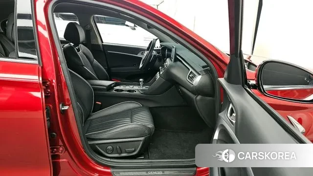 Genesis G70 2019 Красный из Кореи, фото 2