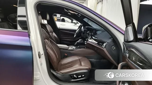 BMW 5 Series (G30) 2018 Фиолетовый из Кореи, фото 2