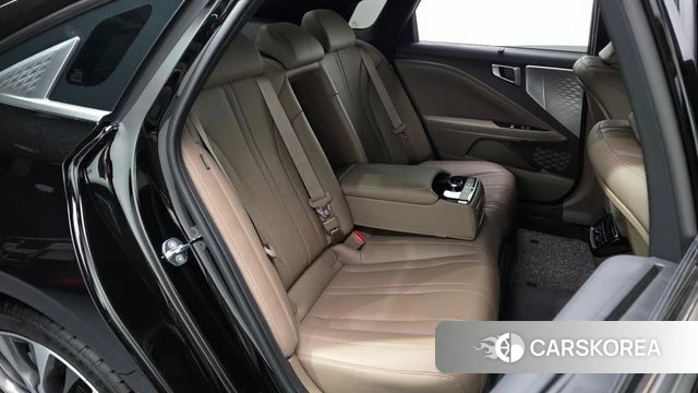 Kia K8 2023 Черный из Кореи, фото 2