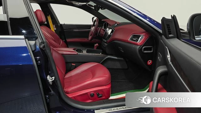 Maserati Ghibli 2018 Синий из Кореи, фото 2