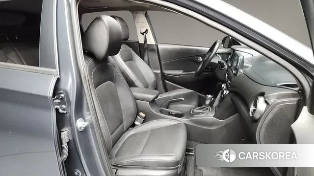 Hyundai Kona 2018 Серый из Кореи, фото 2