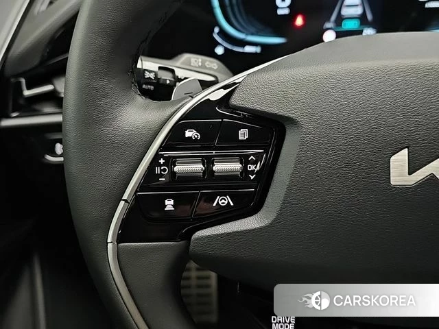 Kia Di Ol Nu Niro 2022 Белый из Кореи, фото 2