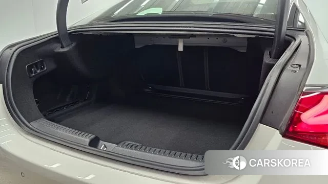 Mercedes-Benz E-Class W214 2024 Белый из Кореи, фото 2