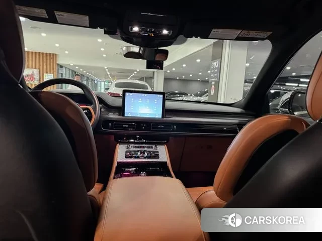 Lincoln Aviator 2nd generation 2022 Черный из Кореи, фото 2