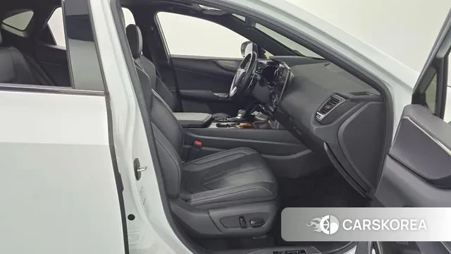 Lexus NX450h + 2nd generation 2022 Белый из Кореи, фото 2