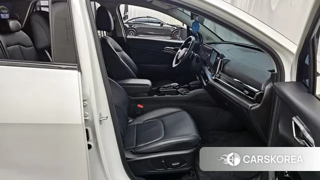 Kia Sportage 5th Generation 2023 Белый из Кореи, фото 2