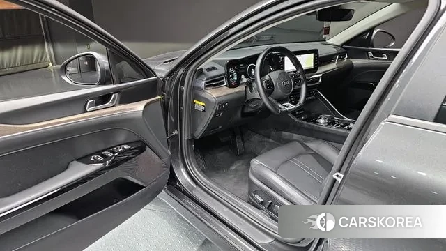 Kia K5 3rd generation 2020 Серый из Кореи, фото 2