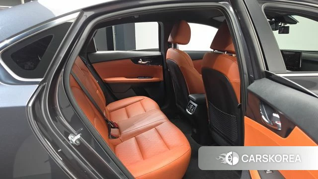 Kia The New K3 2nd generation 2024 Серый из Кореи, фото 2