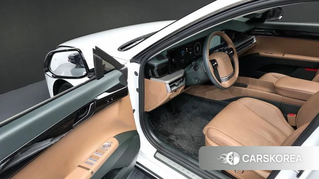 Hyundai Grandeur Hybrid (GN7) 2023 Белый из Кореи, фото 2