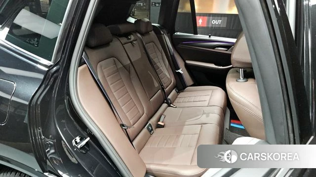BMW X3 (G01) 2024 Черный из Кореи, фото 2
