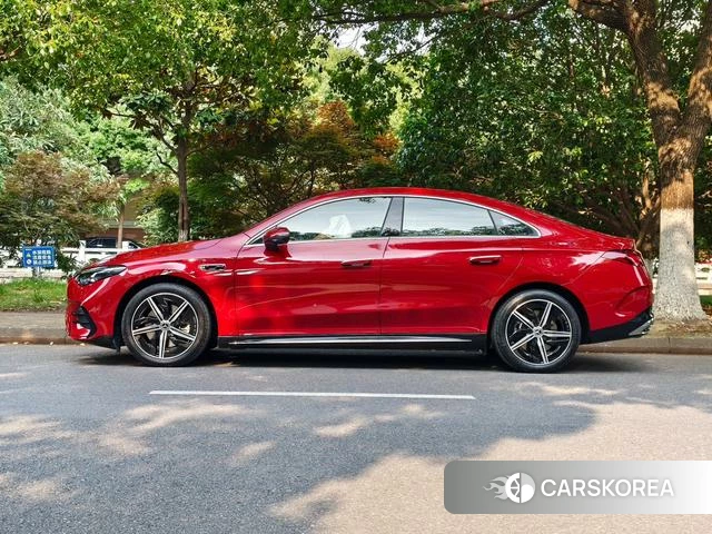Mercedes-Benz CLA EV 2025 Красный из Китая, фото 2