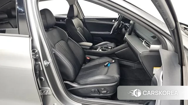 Kia K5 Hybrid 3rd Generation 2023 Серебристо-серый из Кореи, фото 2