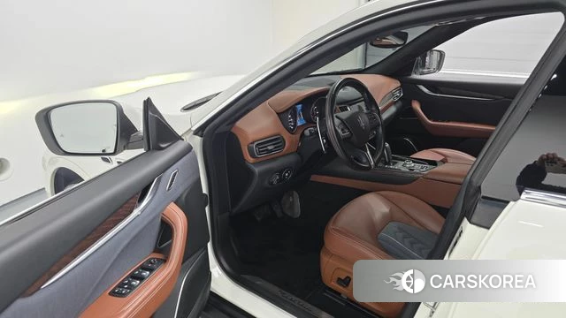 Maserati Levante 2020 Белый из Кореи, фото 2