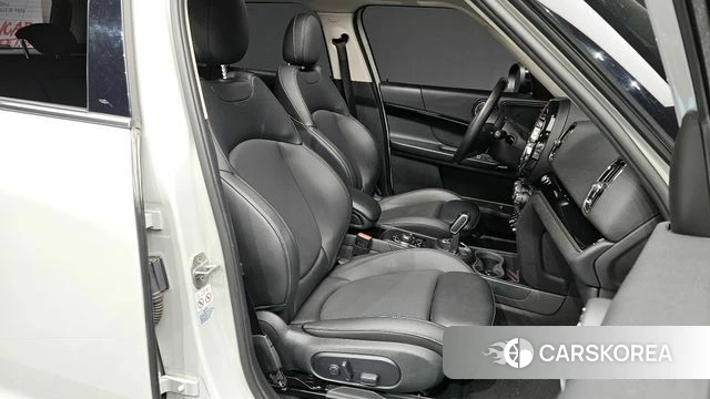 Mini Cooper Countryman 2020 Серебряный из Кореи, фото 2