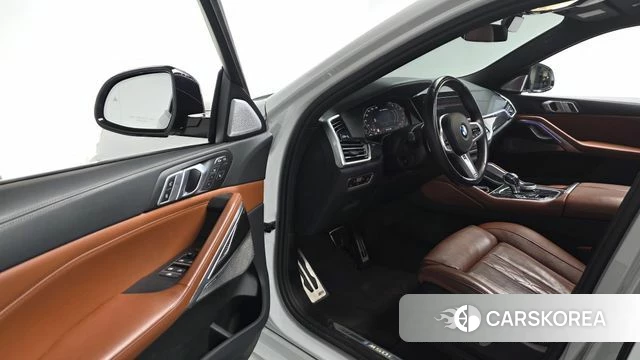 BMW X6 (G06) 2023 Белый из Кореи, фото 2