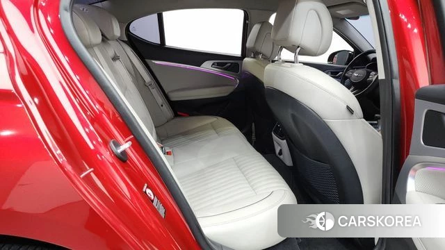 Genesis G70 2019 Красный из Кореи, фото 2
