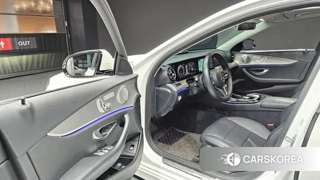 Mercedes-Benz E-Class W213 2019 Белый из Кореи, фото 2