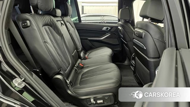 BMW X7 (G07) 2025 Черный из Кореи, фото 2