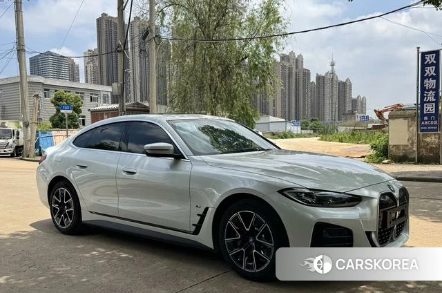 BMW i4 2024 Белый из Китая, фото 2