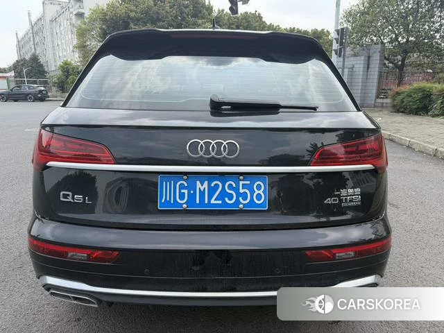 Audi Q5L Sportback 2023 Черный из Китая, фото 2